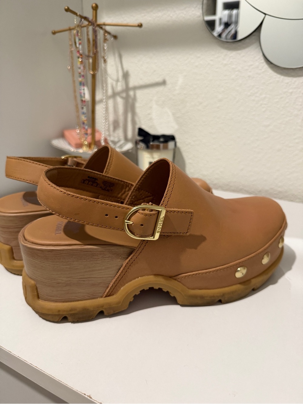 Sorel Tan Leather Slingback Clogs with Gold Buckle & Studs - Picture 2 of 7